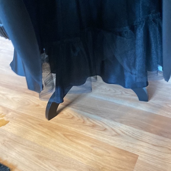 Betsy & Adam Long Silky Black Formal Prom Bridesmaid Gown with Crinoline 10 - Picture 7 of 15